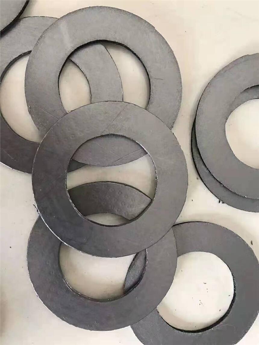 美標(biāo)金屬石墨纏繞墊  天津柔性石墨墊 鑫弘石墨復(fù)合墊